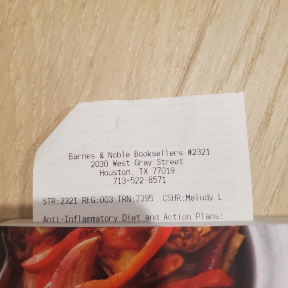 Brand New Anti-inflammatory Diet & Action Plans Book - Picture 2 of 6